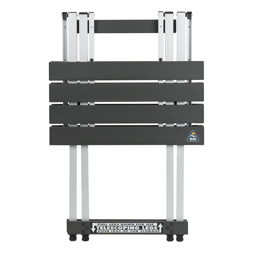 Heat-Resistant Compact Camp Table 20 - Choice 513 - Portable Camping Table with Heat-Resistant Countertop Detail