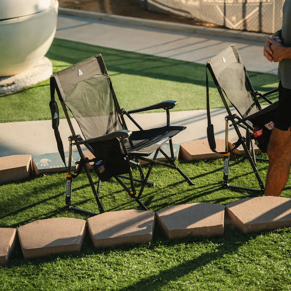 Smooth Motion BreezeRocker - Choice 504 - Heavy-Duty Kickback Rocker with Beverage Holder Detail
