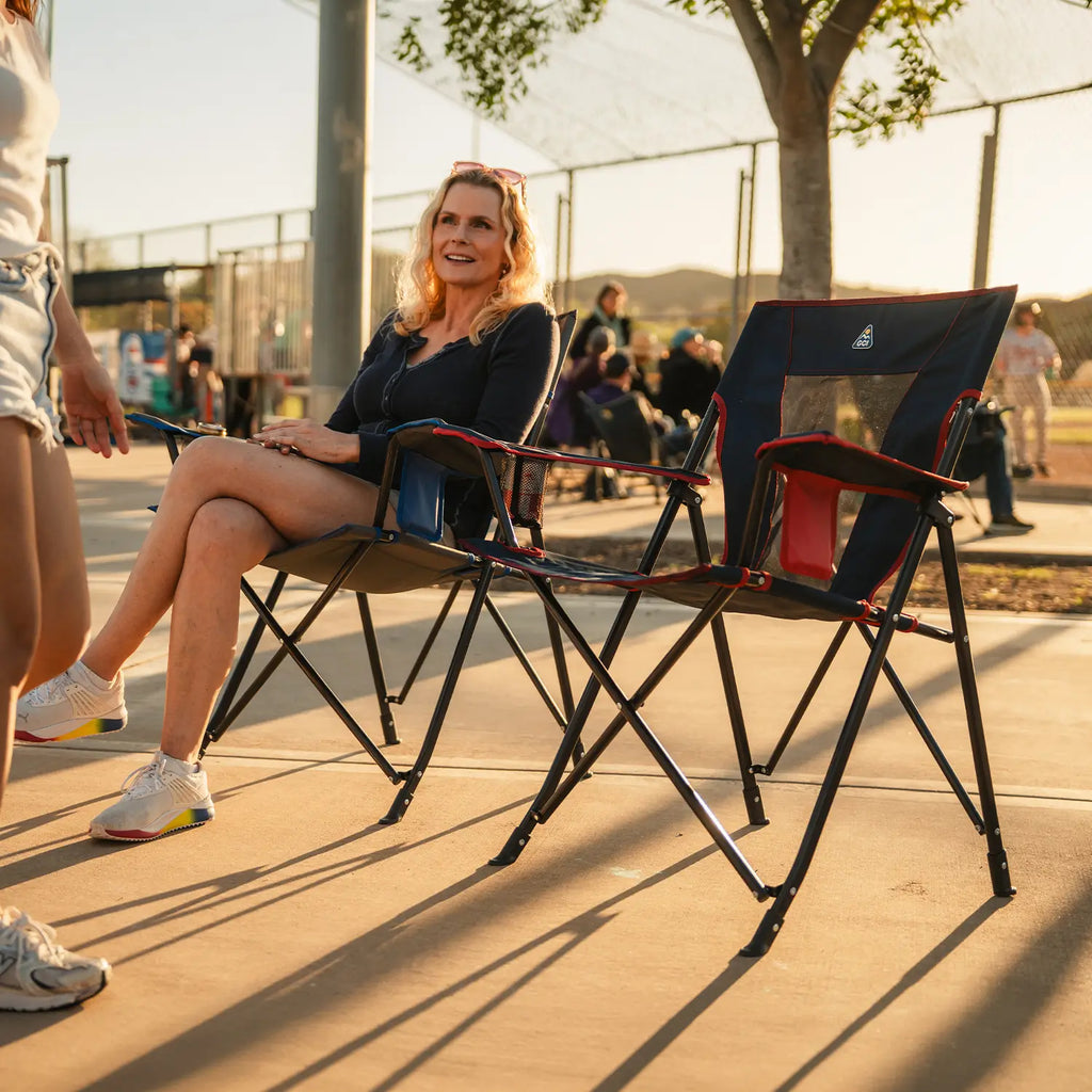 Ultra-Compact Comfort Quad Chair - Choice 989 - Premium Slim-Fold Compact Chair with Messenger Bag Detail