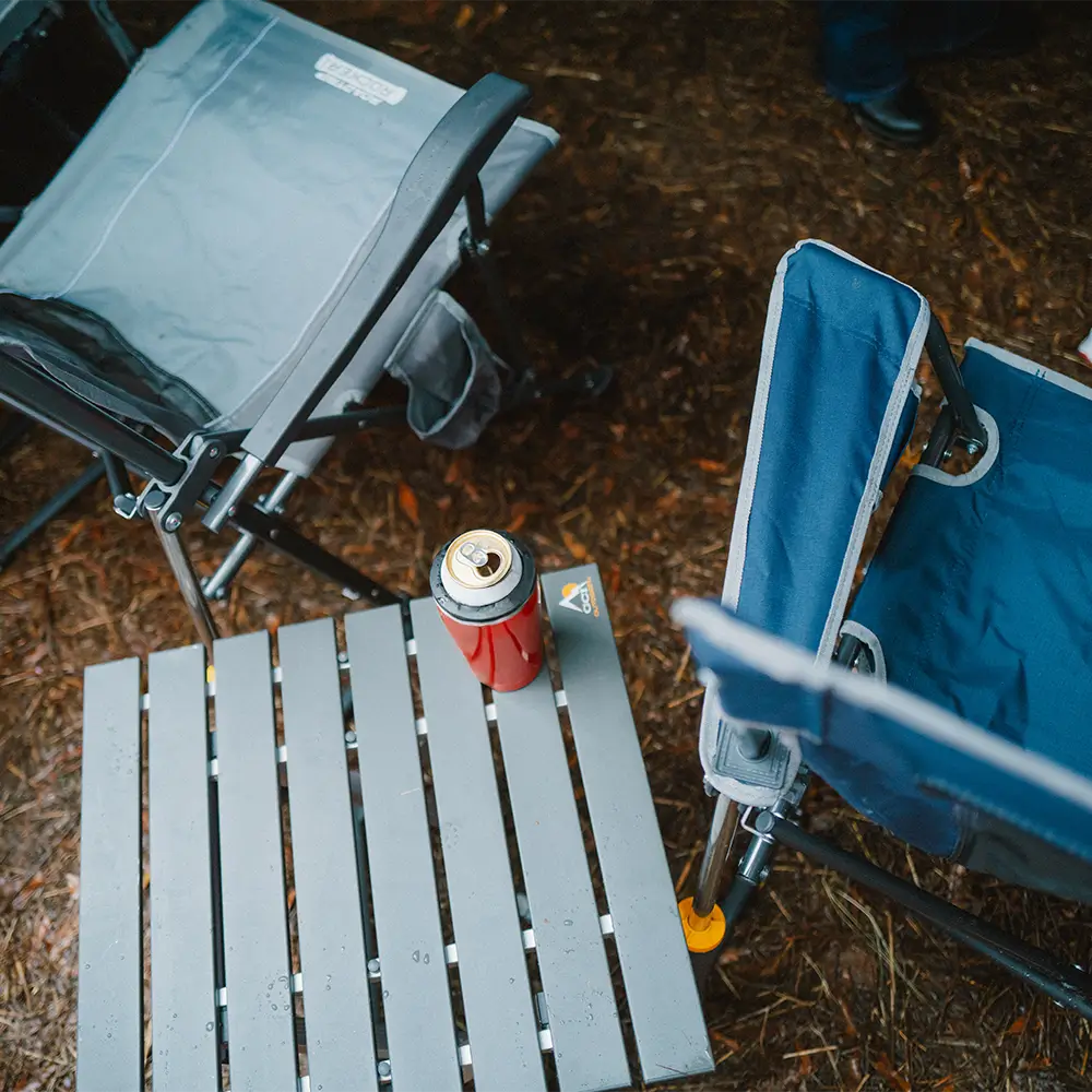 Heat-Resistant Compact Camp Table 20 - Choice 513 - Portable Camping Table with Heat-Resistant Countertop Detail