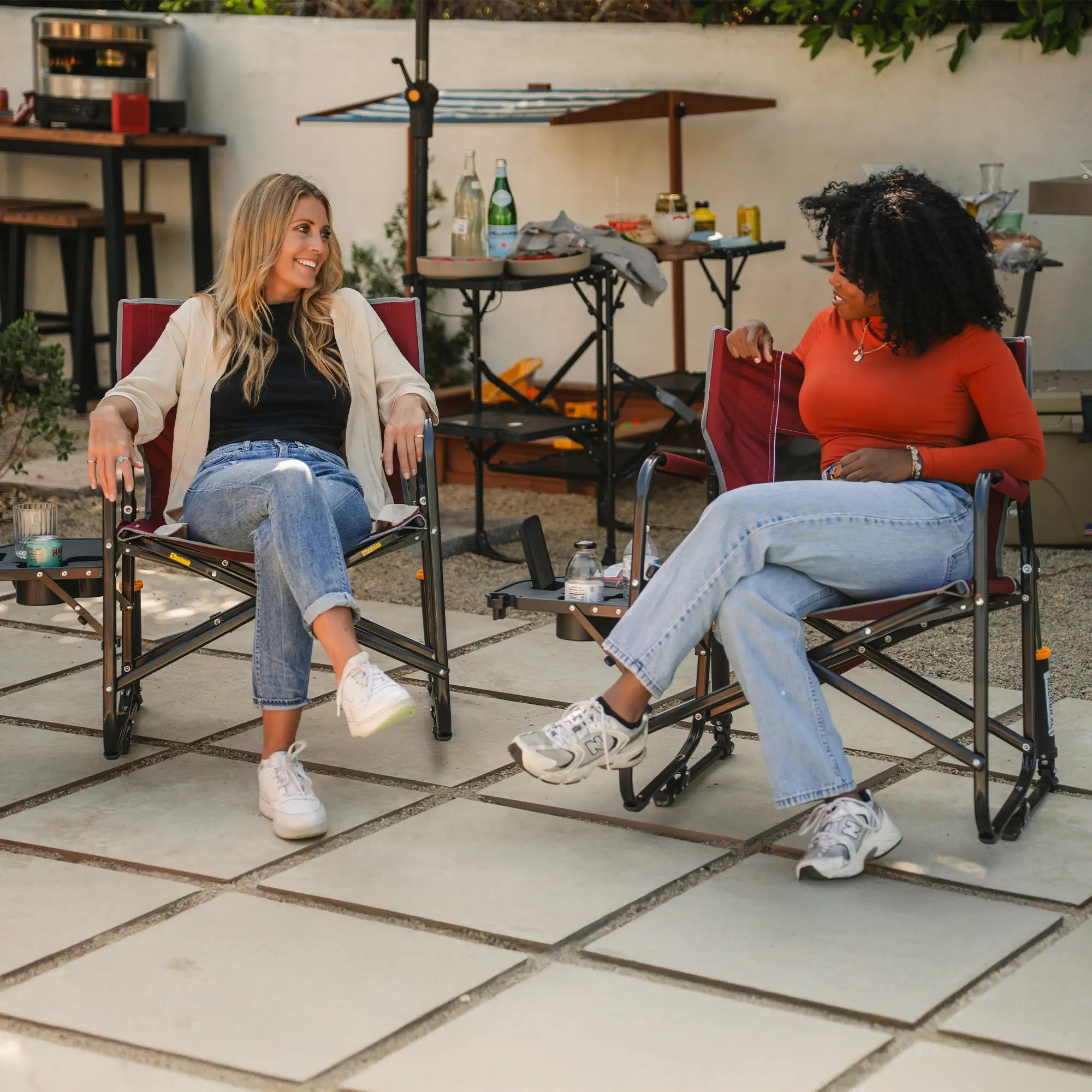 Smooth Motion Freestyle Rocker XL with Side Table - Choice 836 - Heavy-Duty Kickback Rocker with Beverage Holder Detail
