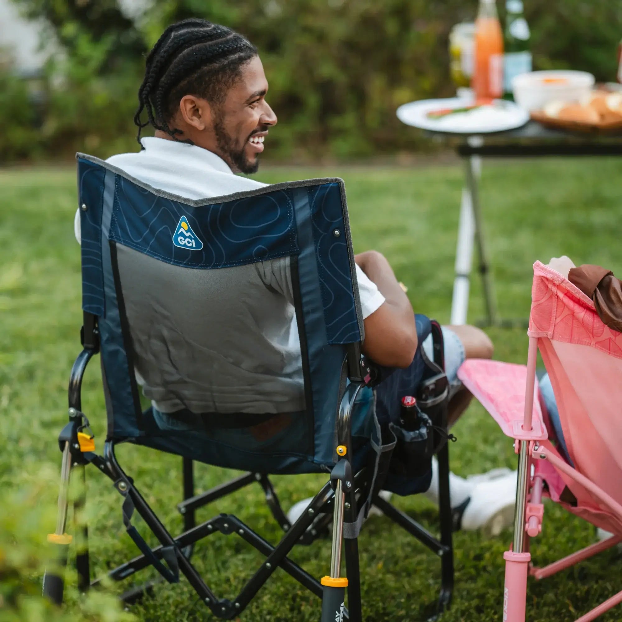 Premium All-Weather Stowaway Rocker - Choice 794 - RoadTrip Rocker Smooth Motion Camp Chair Detail