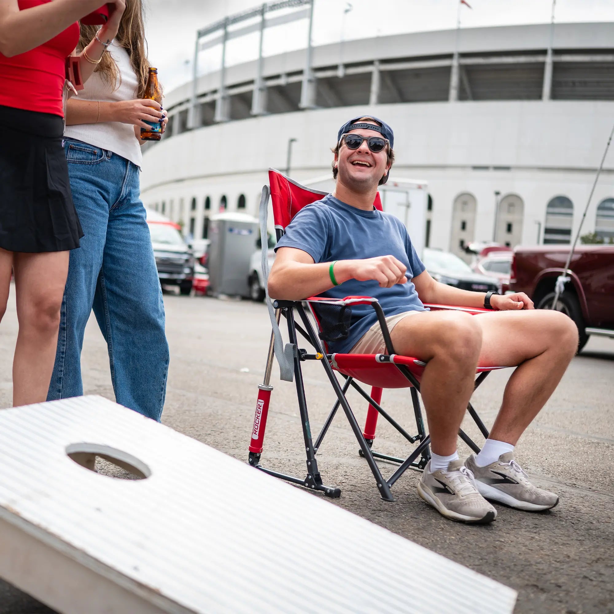 Luxury Camp College Comfort Pro Rocker - Ohio State Buckeyes - Choice 676 - Patented Spring-Action Rocking Chair for Camping Detail