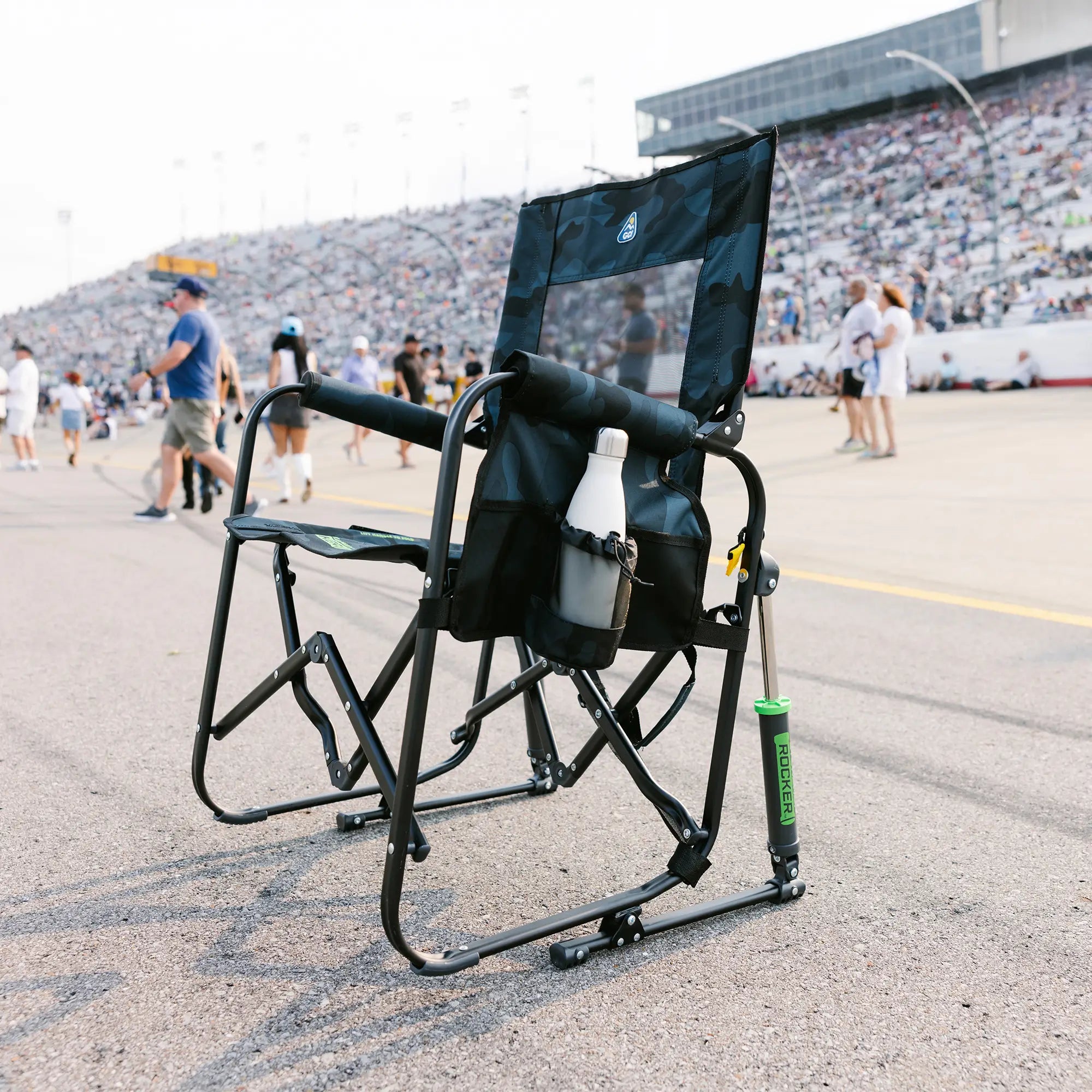 Premium All-Weather Stowaway Rocker - Choice 794 - RoadTrip Rocker Smooth Motion Camp Chair Detail