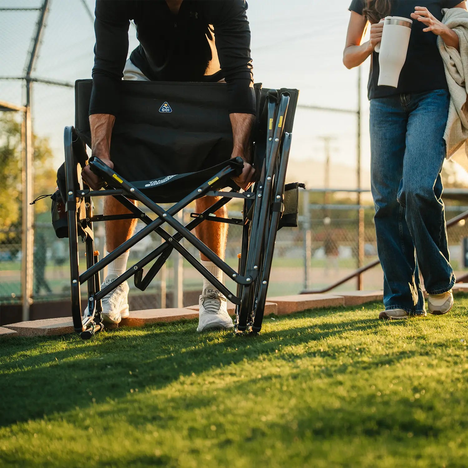 Smooth Motion Tandem Rocker - Choice 227 - RoadTrip Rocker Smooth Motion Camp Chair Detail