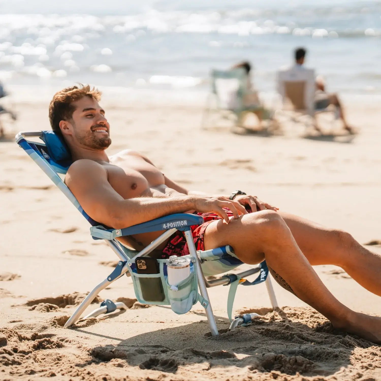 Reclining Beach Bi-Fold Beach Chair - Choice 601 - Portable Heavy-Duty Low Boy Chair for Ocean Side Detail